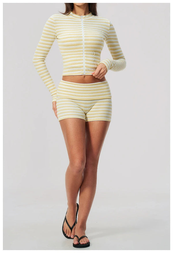 SPARK Women's New Slim-Fit Cropped Striped Fitness Jacket ZC4556