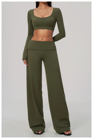 SPARK Women's U-Neck Long-Sleeve Crop Yoga Top ZC9599