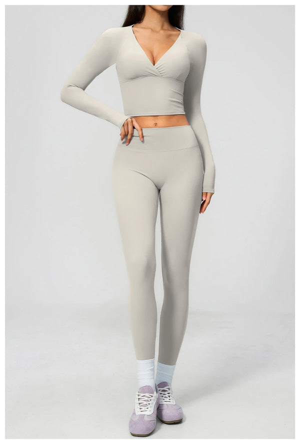SPARK Women's Slim-Fit Long-Sleeve Yoga Top ZC4208