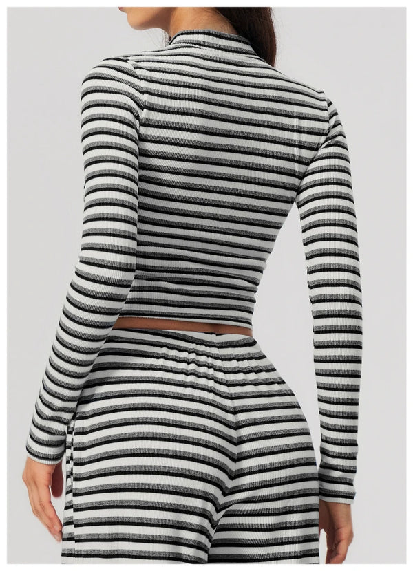 SPARK Women's New Slim-Fit Cropped Striped Fitness Jacket ZC4556