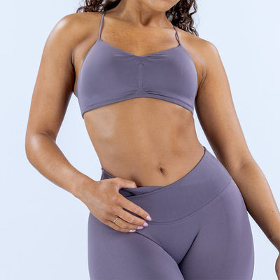 Seamless Cross Back Strap Yoga Bra in mushroom gray