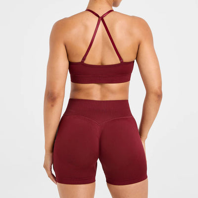 Self-adjusting seamless yoga bra back in red
