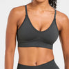 Self-adjusting seamless yoga bra in gray