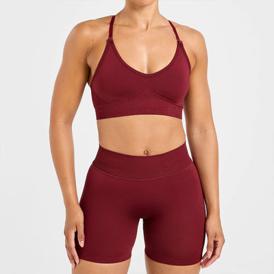 Self-adjusting seamless yoga bra in red set